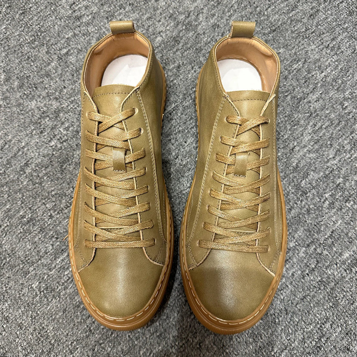 Genuine Leather High-Top Round Toe Durable Lightweight Breathable Warm Casual Sneakers Men Solid Color Autumn Winter 2025