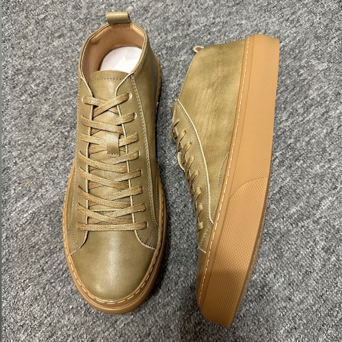 Genuine Leather High-Top Round Toe Durable Lightweight Breathable Warm Casual Sneakers Men Solid Color Autumn Winter 2025