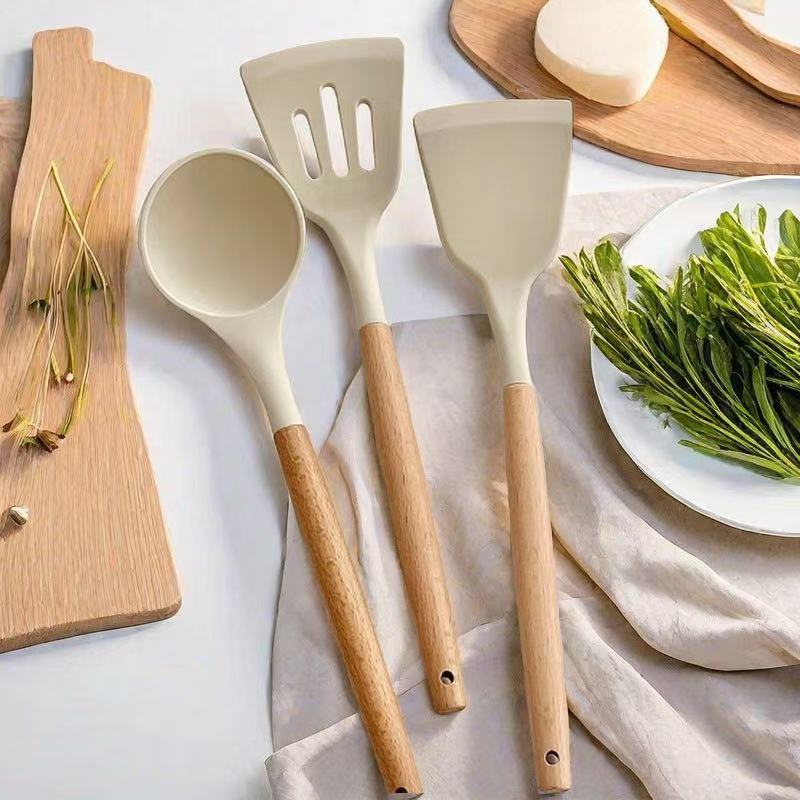 Wooden Handle Silicone Kitchen Utensils Household High Temperature Resistant Spatula Soup Spoon Non-Stick Pan Special Cooking Spatula Spatula Set
