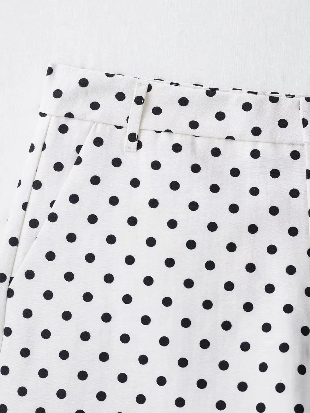 HH Fashion Women's Polka Dot Print Short Coats Autumn Long Sleeves Turtleneck Zipper With Pockets Drawstring Casual Jacket