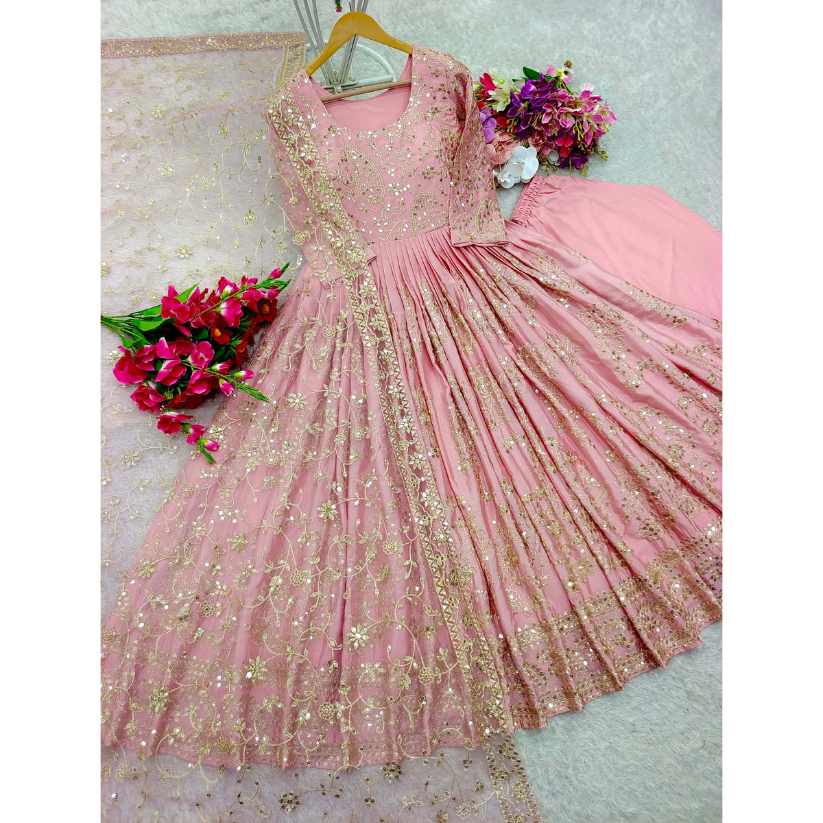 FD Designer Green Evening Dress with Elegant Pent and Beautiful Dupatta for Parties Size m